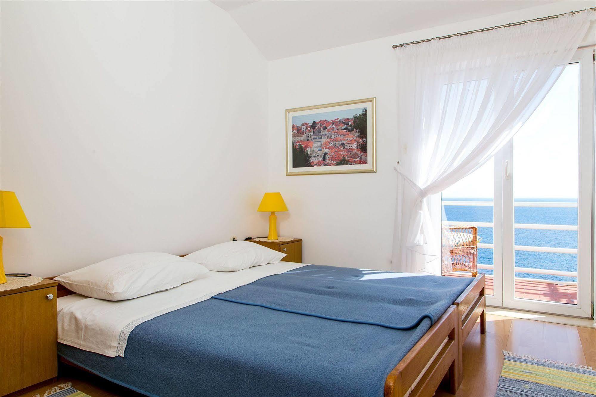 Mare Apartment *